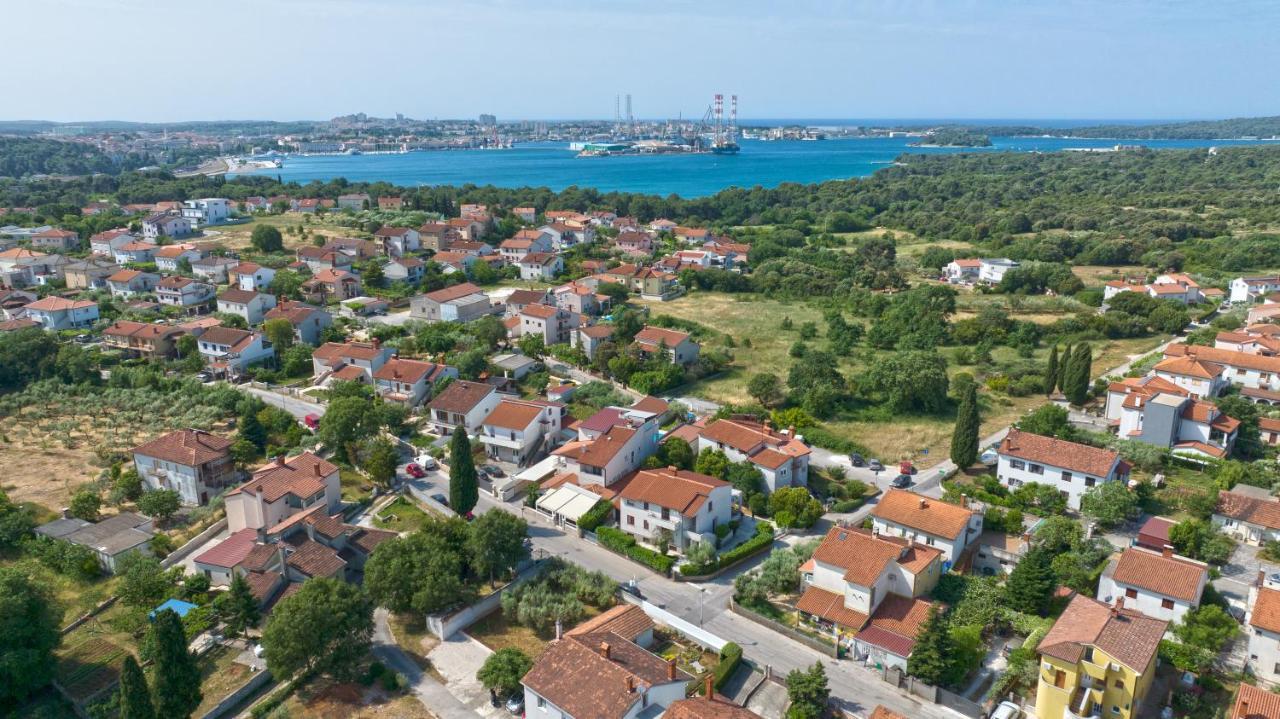 Apartments E&M Pula Exteriér fotografie